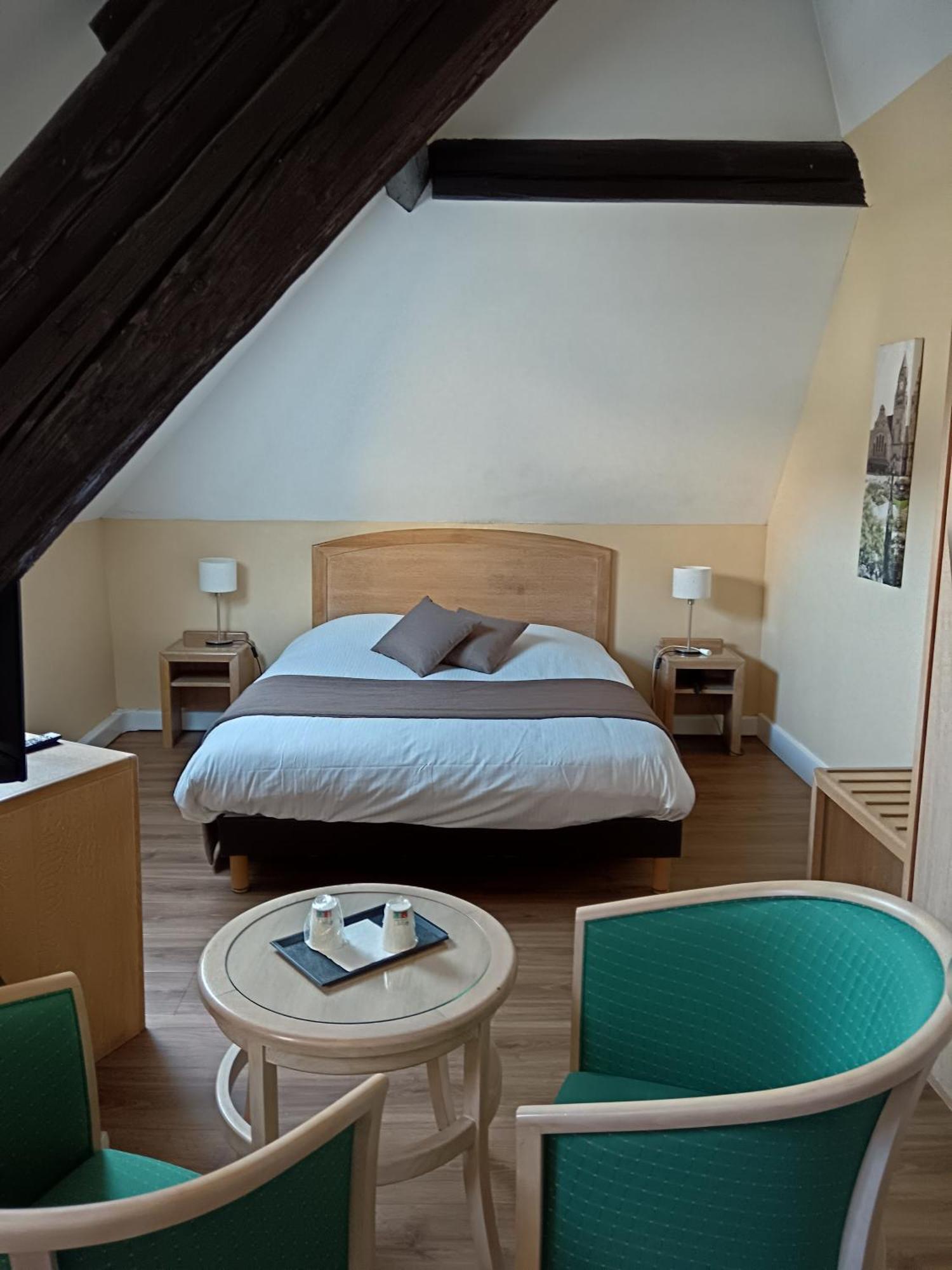 Du Theatre Centre Historique - Parking Souterrain Gratuit Hotel 3*