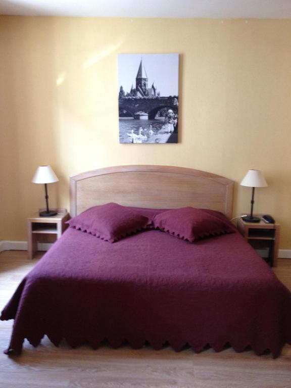 Du Théâtre Centre Historique Parking Gratuit 3* Metz