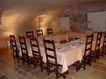 Du Theatre Centre Historique Parking Souterrain Gratuit 3* Metz